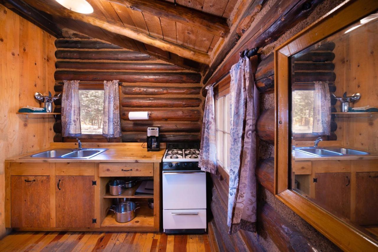 Corkins Lodge Chama Ngoại thất bức ảnh
