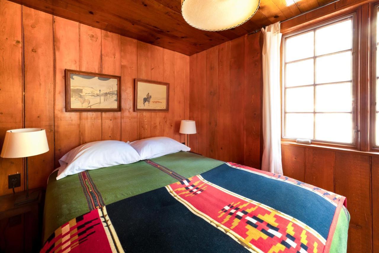 Corkins Lodge Chama Ngoại thất bức ảnh