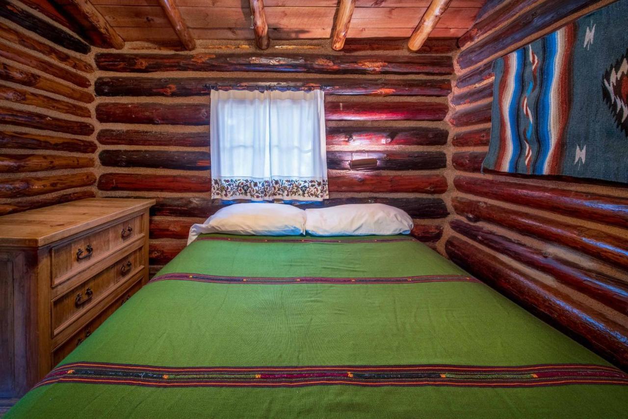 Corkins Lodge Chama Ngoại thất bức ảnh